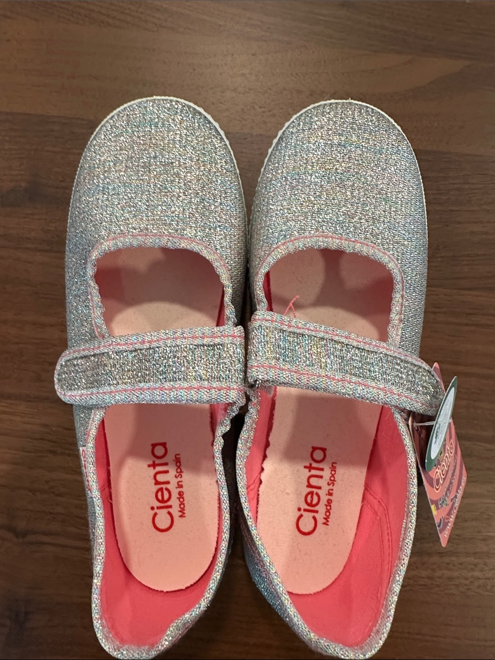 Cienta Glitter Mary Jane Shoes in Silver with Pink Lining size 34= 2.5-3